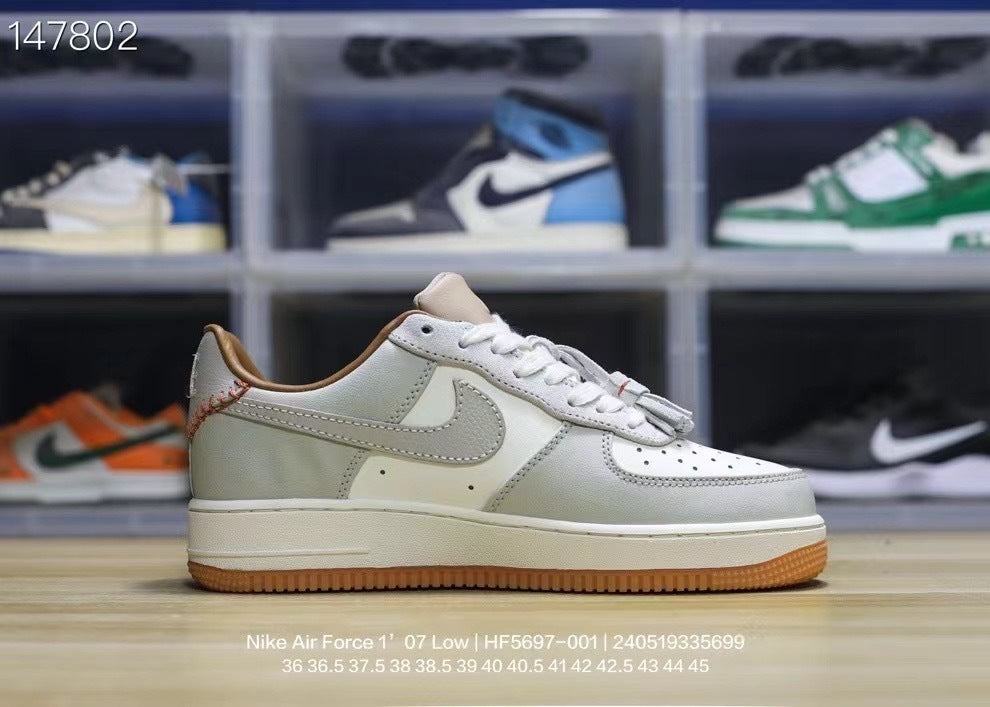 Nike Air Force Sneakers