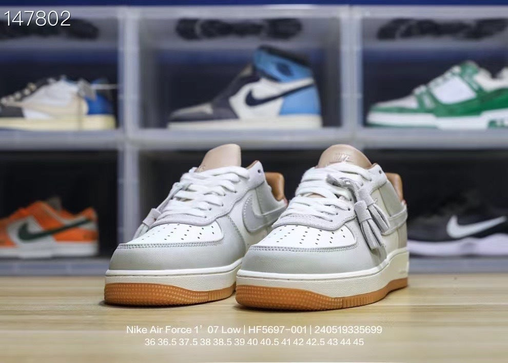 Nike Air Force Sneakers